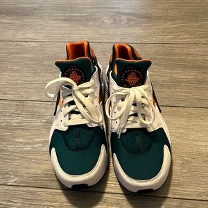 Nike huarache sneakers men size 9.5 in multicolor